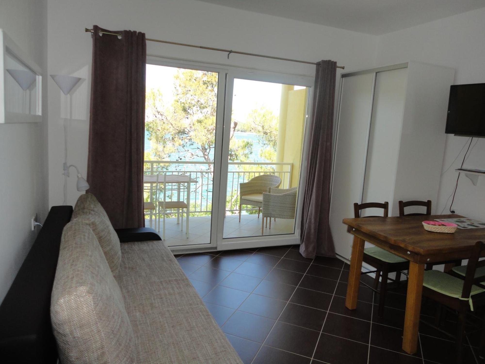 Solis Apartment Tisno Ruang foto